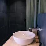 Story Тузис