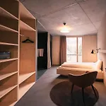 롯지 Story
